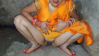 Bihari Mature Wife Pissing With Deep Fucked Pussy By Lover